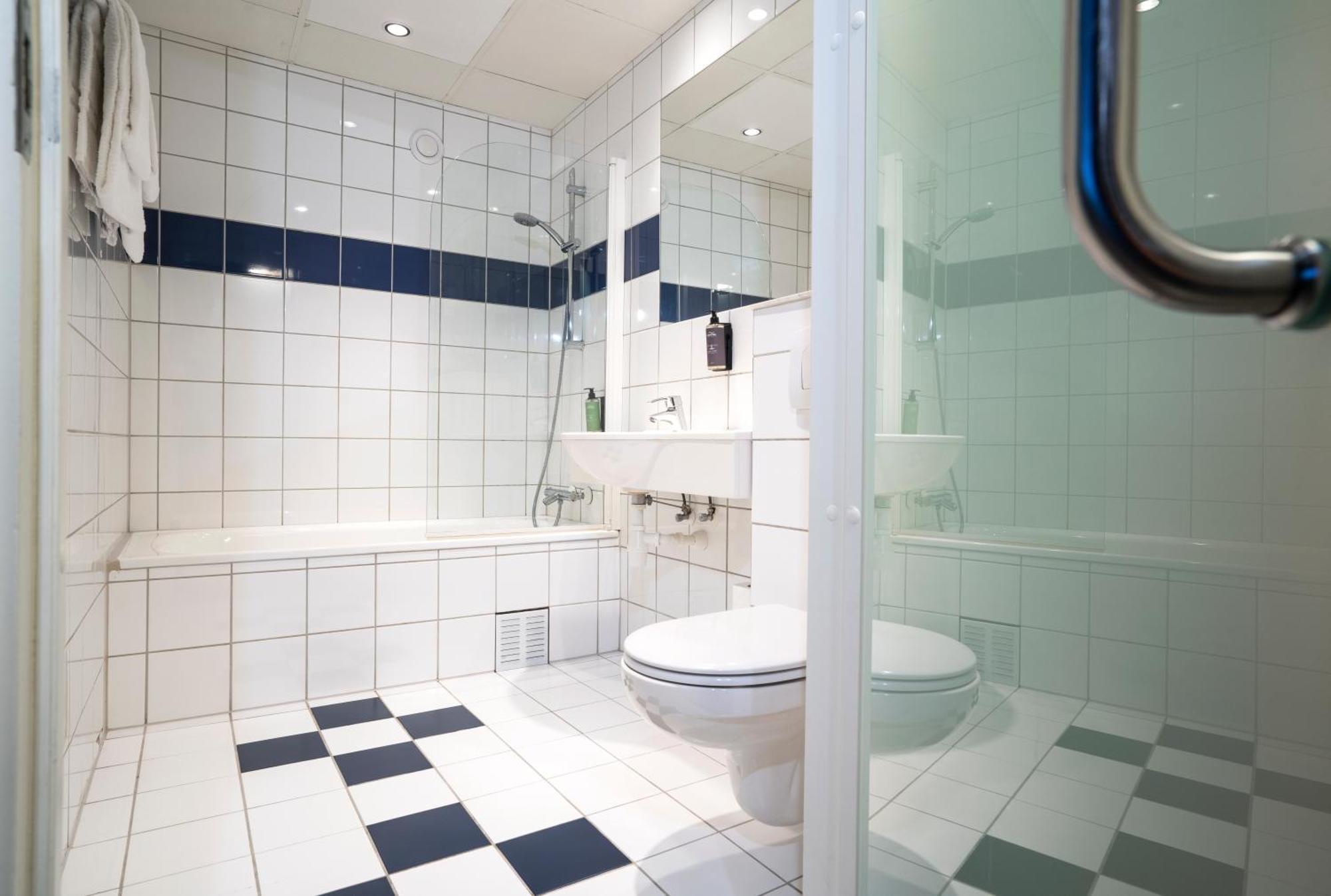 Standard Double Room,1615383210:JPEG